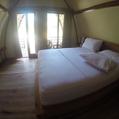 Island Beach Bungalow Gili Trawangan Pokój zdjęcie